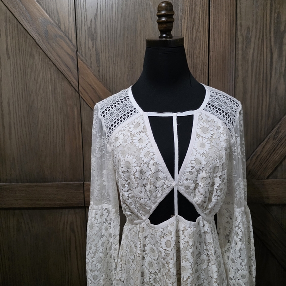 NWOT For Love And Lemons Ivory Lace Dress - Picture 2 of 5